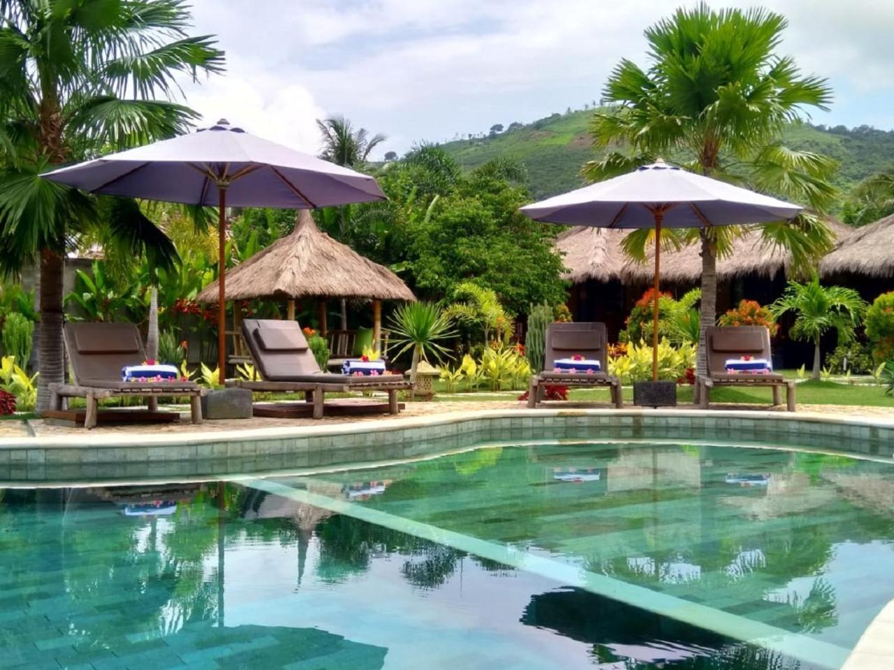 Aldi'S Bungalow Bed and Breakfast Kuta  Exteriör bild