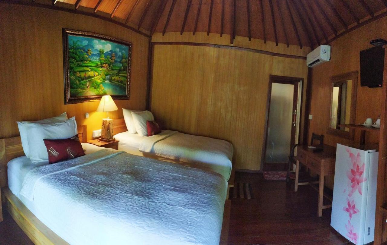 Aldi'S Bungalow Bed and Breakfast Kuta  Exteriör bild